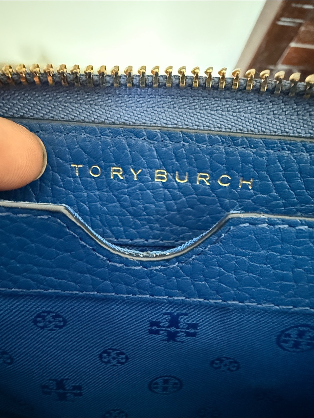 Tory Burch Royal Blue Pebbled Leather Wristlet - Picture 11 of 15